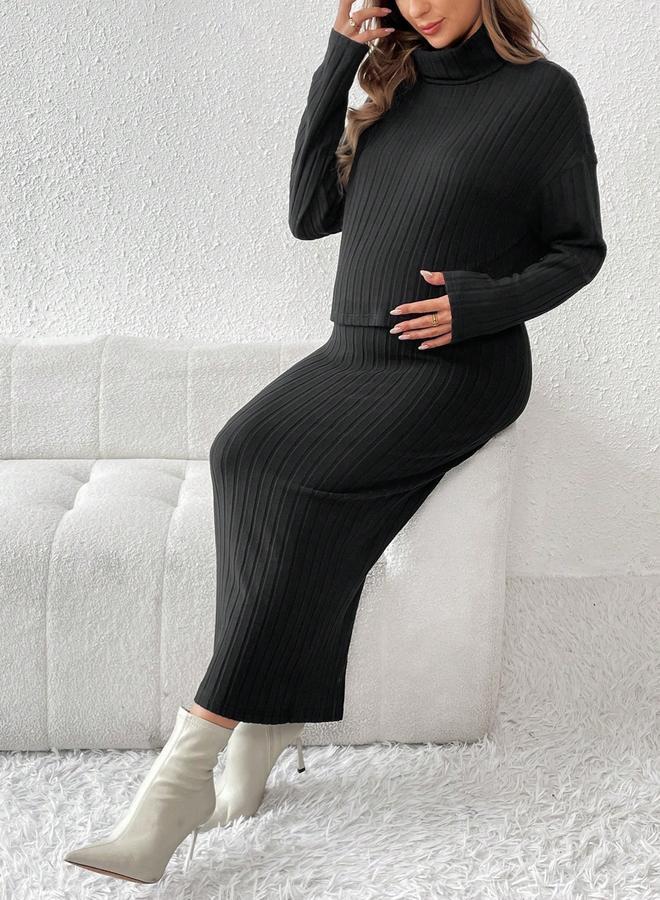 تايك تو طقم مضلع للحوامل بلوزة بياقة مرتفعة وتنورة بخصر مرن قابل للتعديل - Image 3